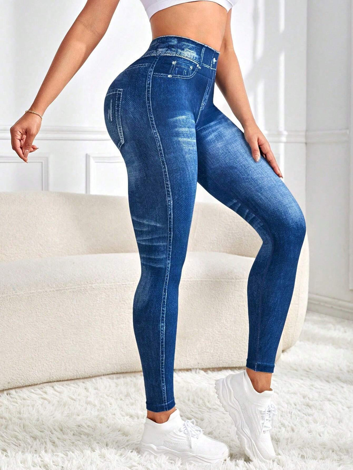 Leggings Vaqueros con Escote en V – Realza tus curvas y luce increíble con total comodidad 🍑
